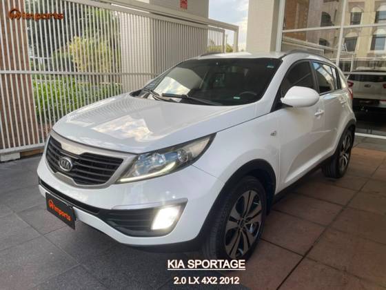 KIA SPORTAGE 2.0 LX 4X2 16V GASOLINA 4P AUTOMÁTICO KIA SPORTAGE 2.0 LX 4X2 16V GASOLINA 4P AUTOMÁTICO